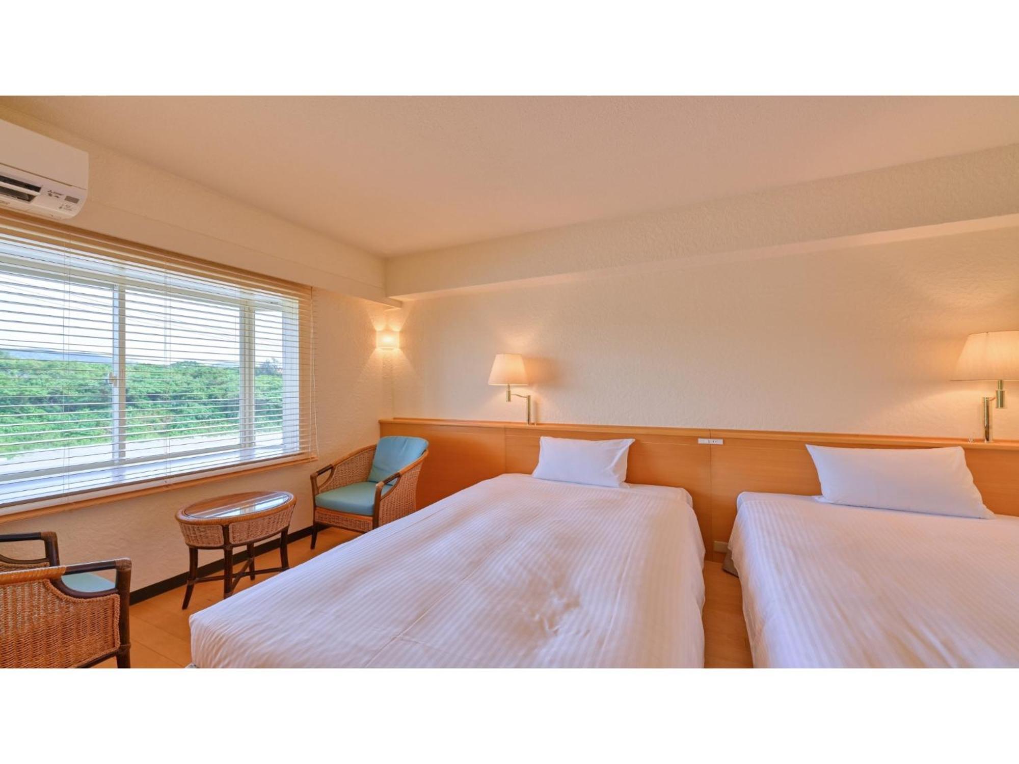 Beach Hotel Sunshine Ishigakijima - Vacation Stay 95038V Ishigaki  Buitenkant foto